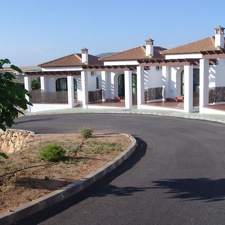 Camping La Sierrecilla Humilladero Bagian luar foto
